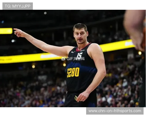 掘金约基奇背身策应，传球视野拉满